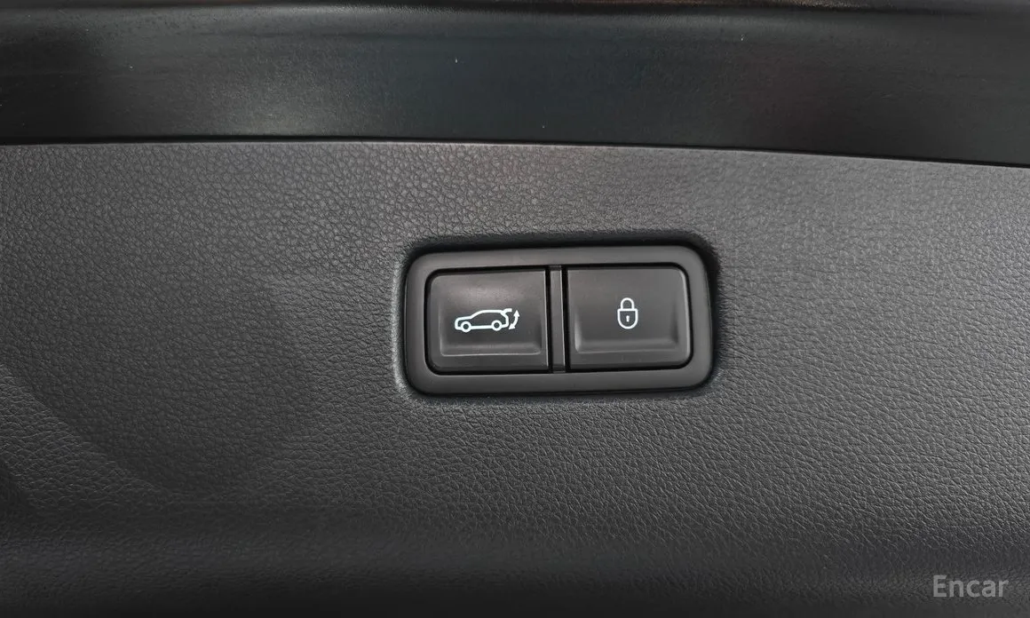 Фото 20 - Genesis GV70