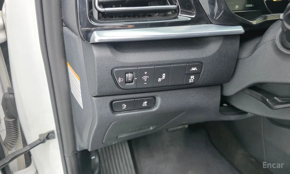 Фото 14 - Kia Niro