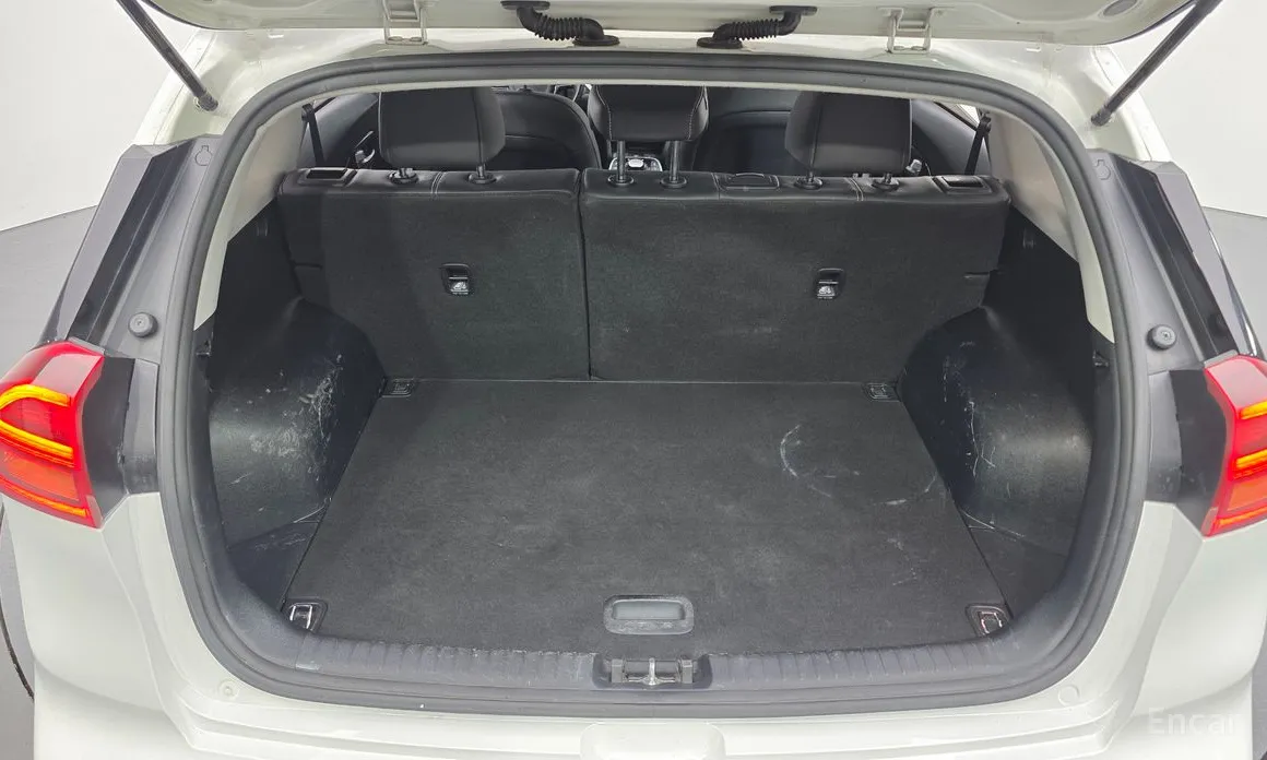 Фото 20 - Kia Niro