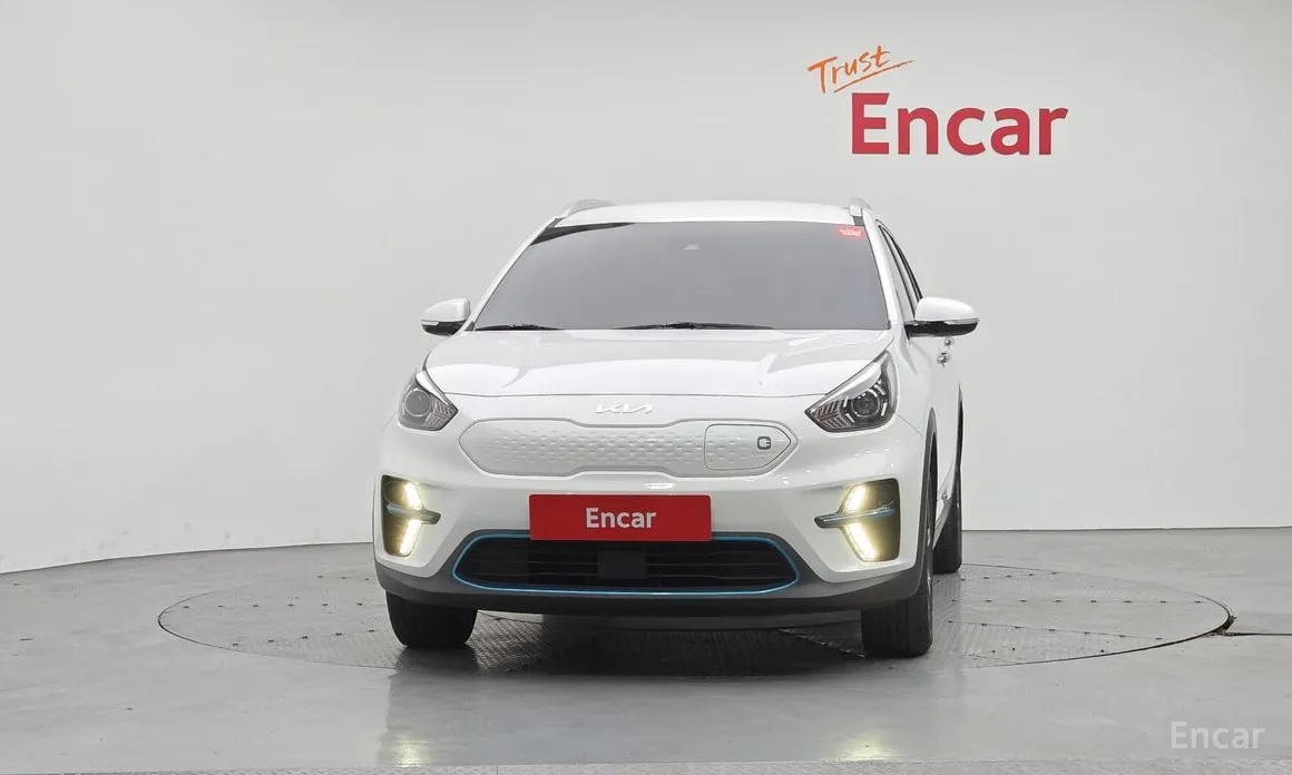 Фото 3 - Kia Niro