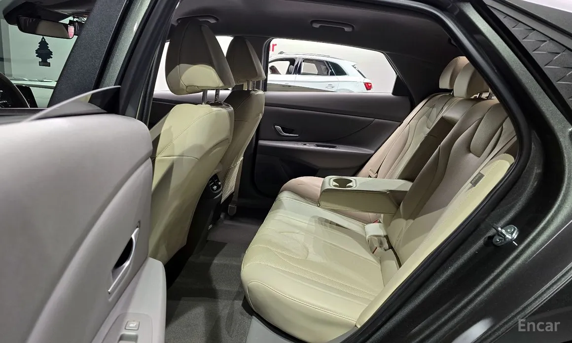 Фото 12 - Hyundai Avante