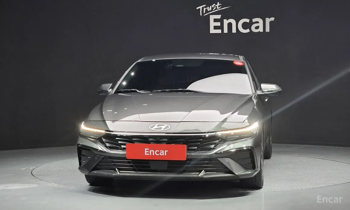 Фото 3 - Hyundai Avante