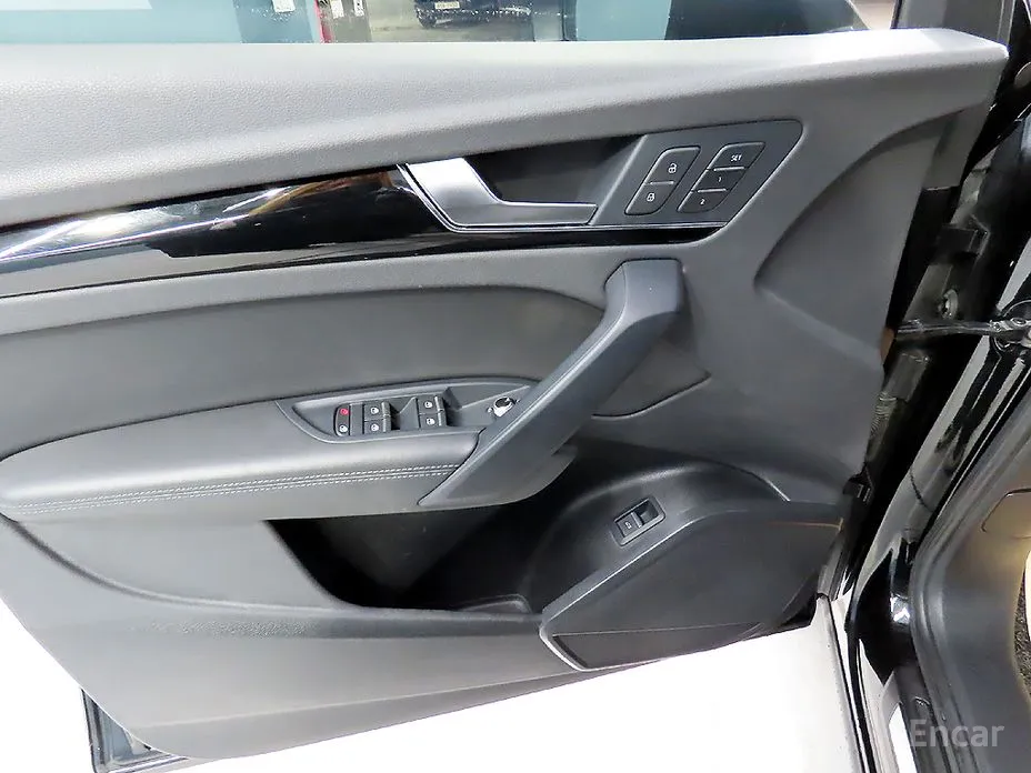 Фото 15 - Audi Q5