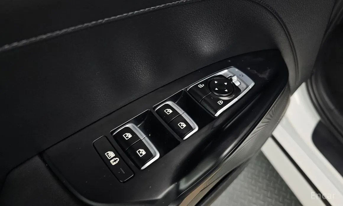 Фото 18 - Kia K5