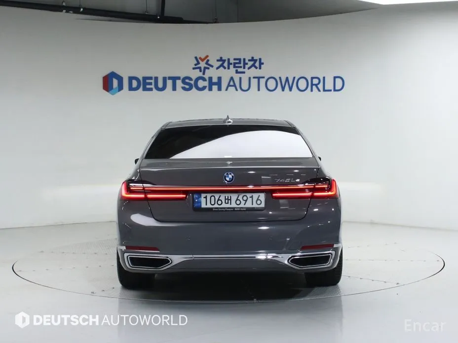 Фото 4 - BMW 7 Series