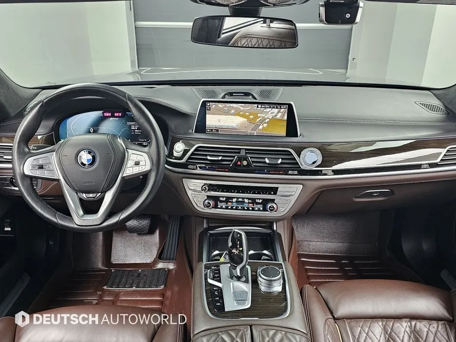 Фото 7 - BMW 7 Series