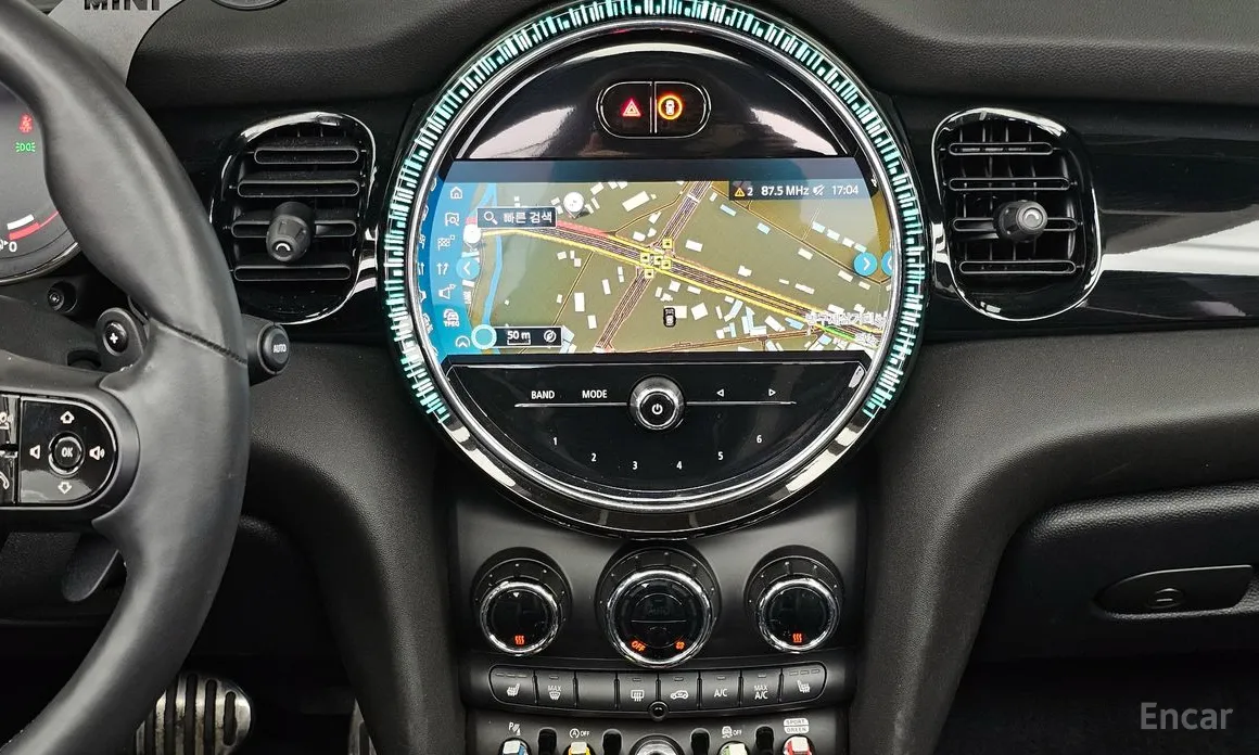 Фото 14 - Mini Cooper Convertible