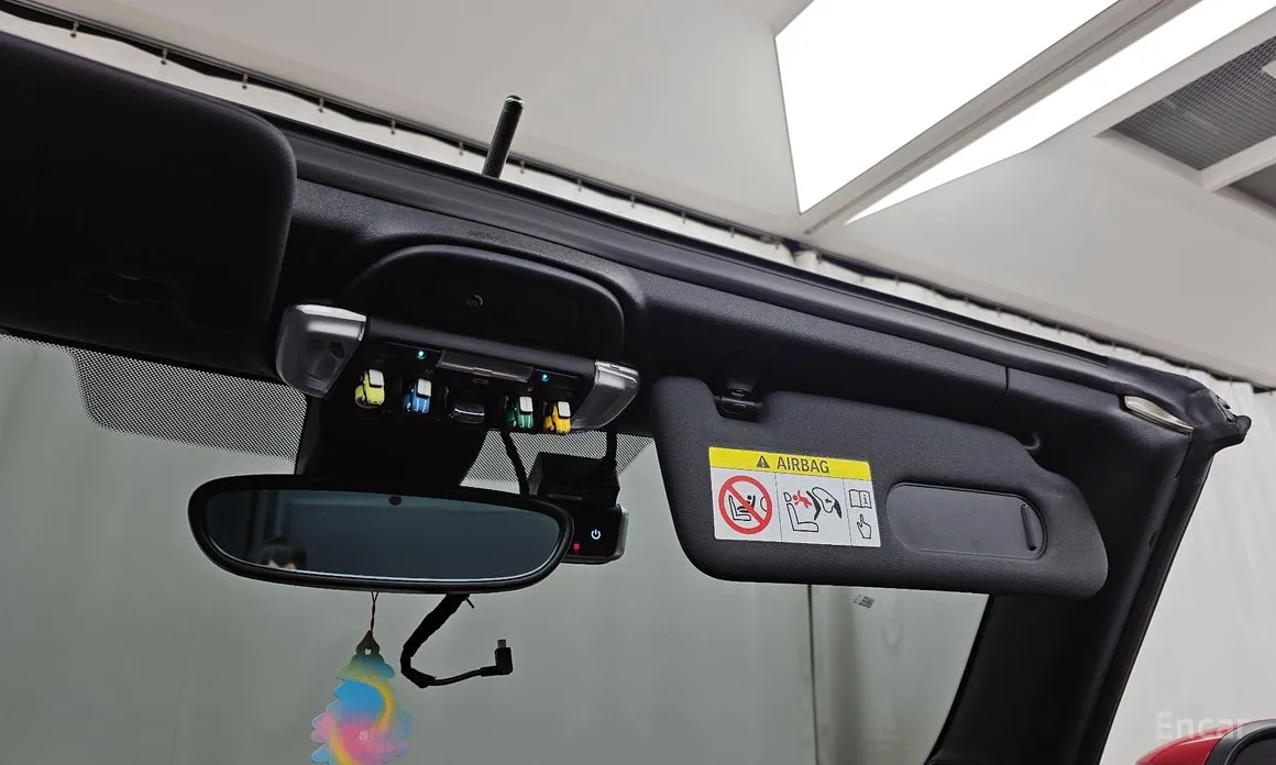 Фото 17 - Mini Cooper Convertible