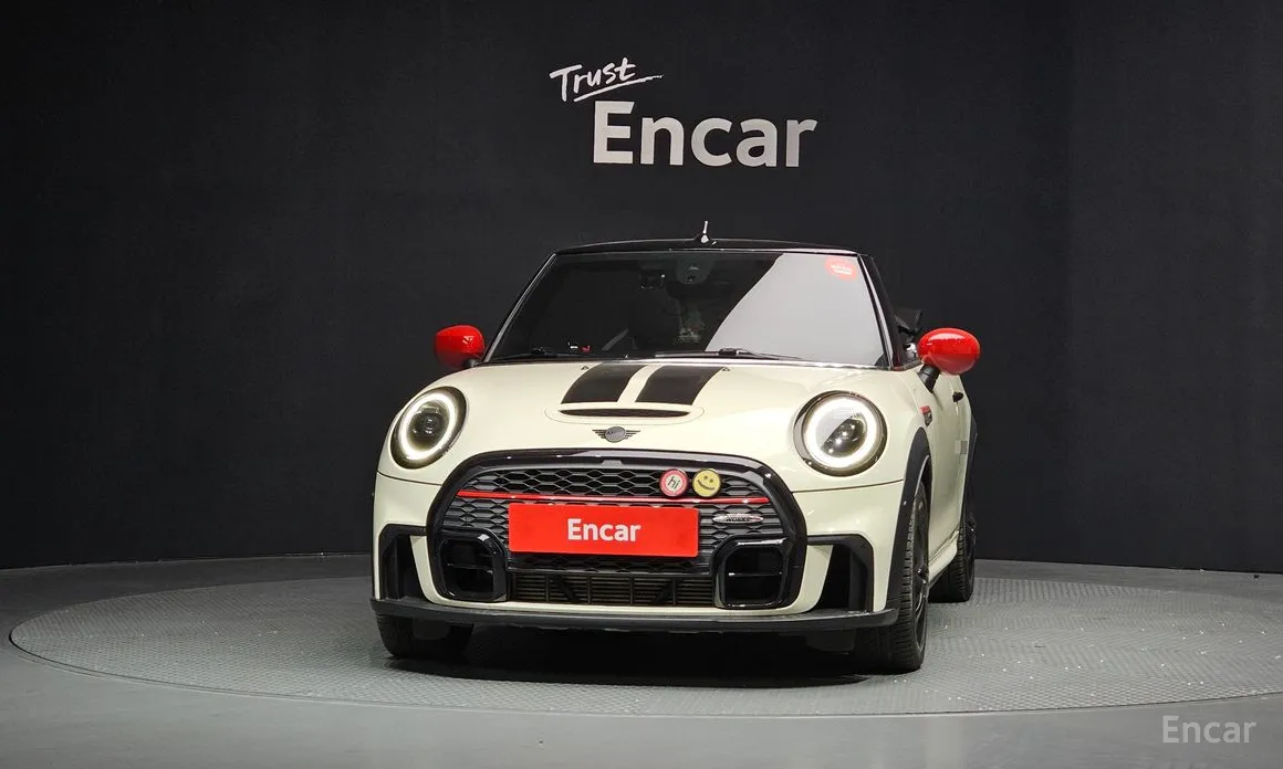 Фото 3 - Mini Cooper Convertible