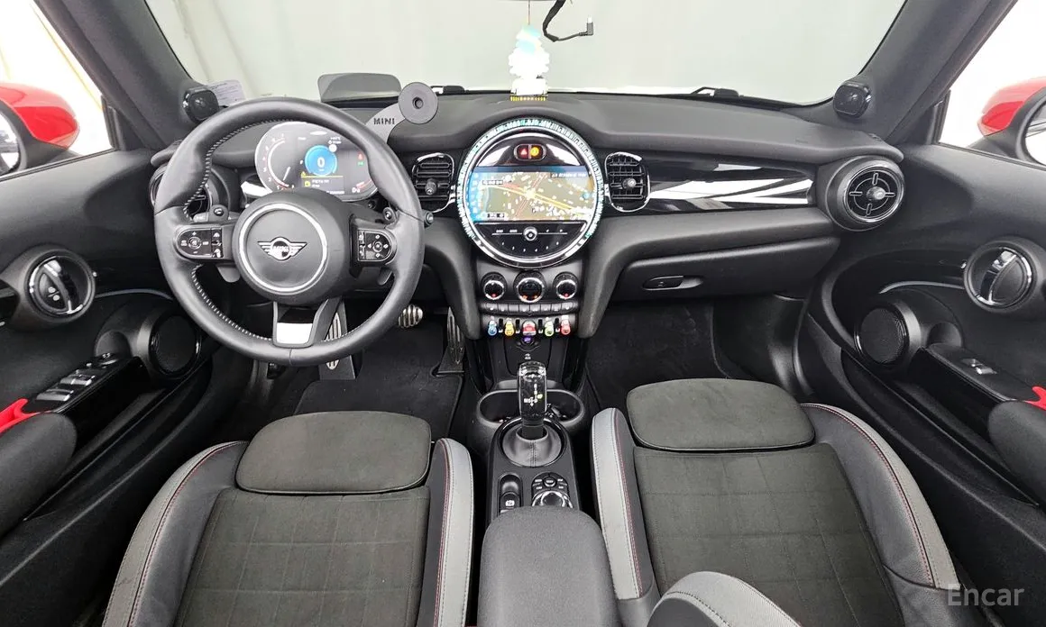 Фото 7 - Mini Cooper Convertible