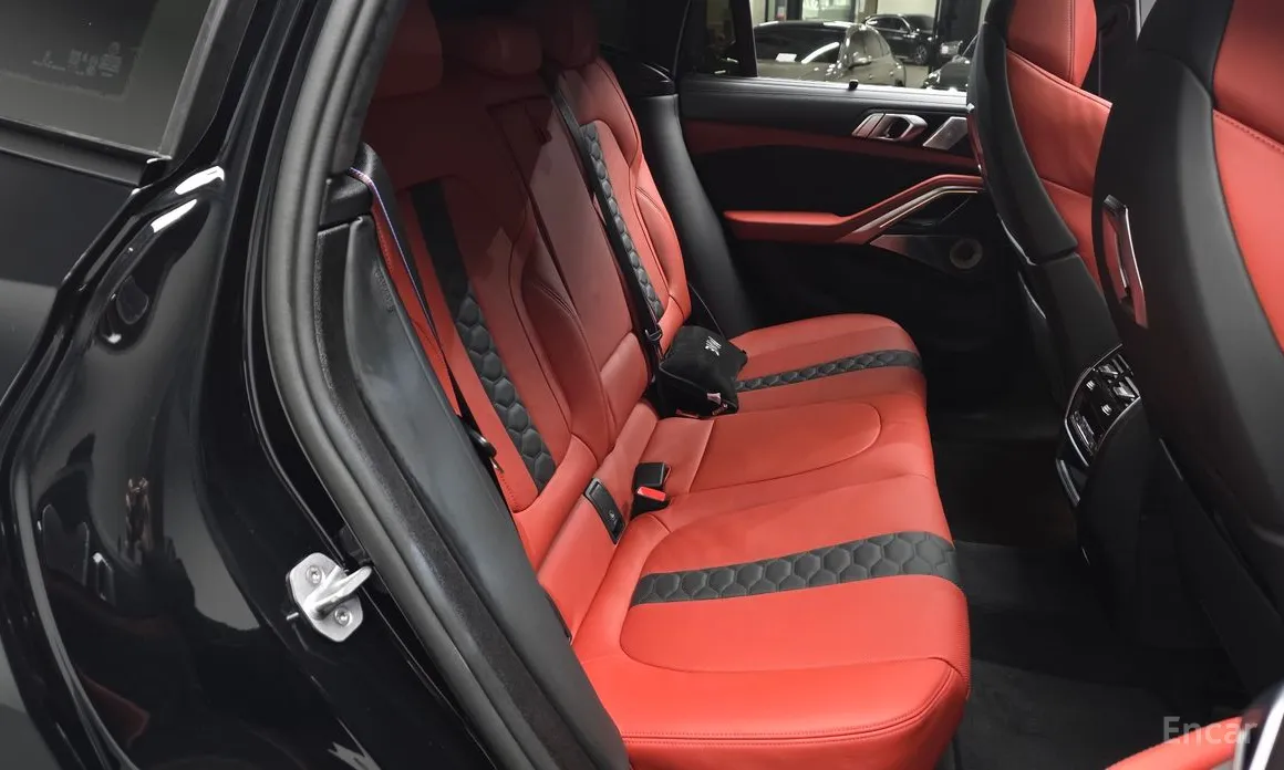 Фото 11 - BMW X6 M