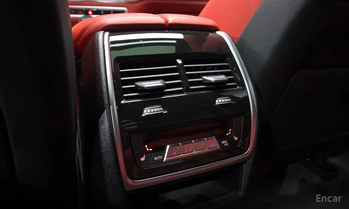 Фото 19 - BMW X6 M