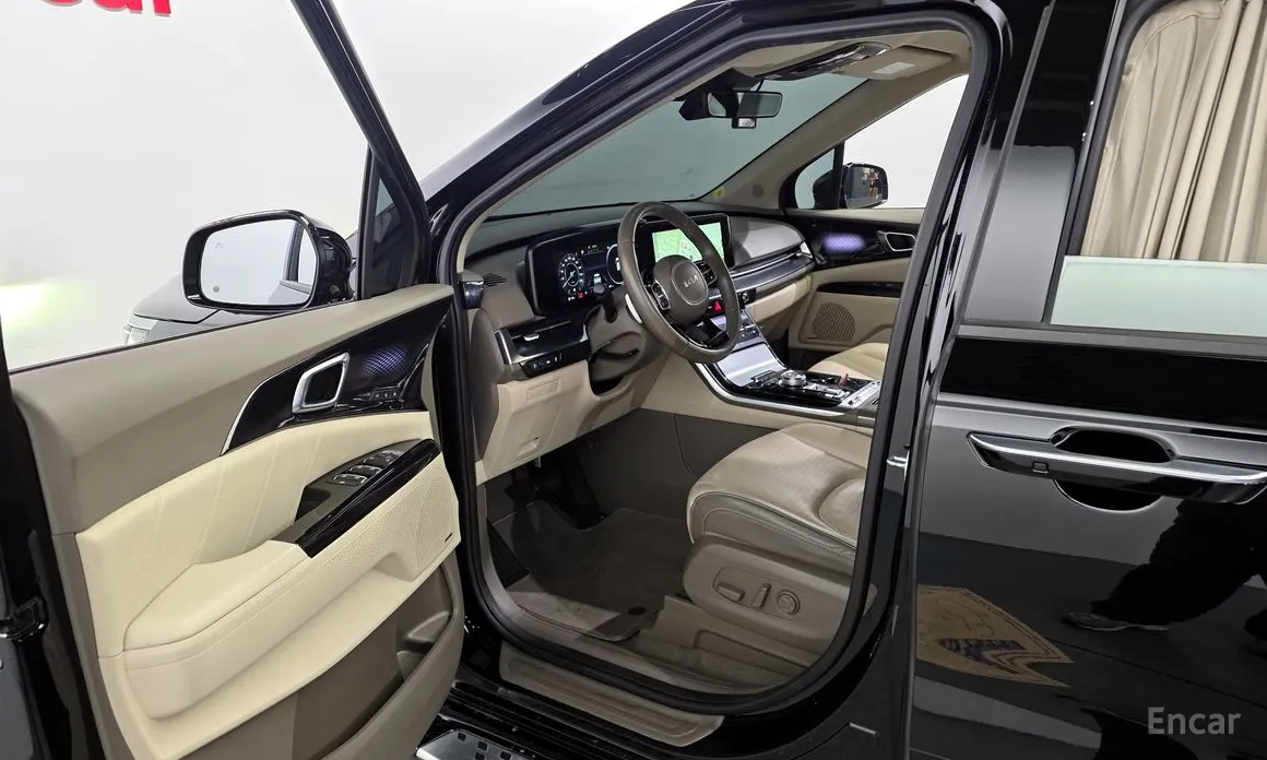 Фото 10 - Kia Carnival