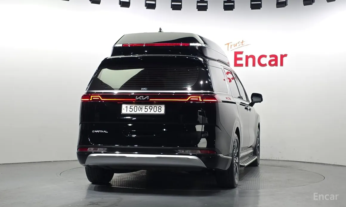 Фото 4 - Kia Carnival