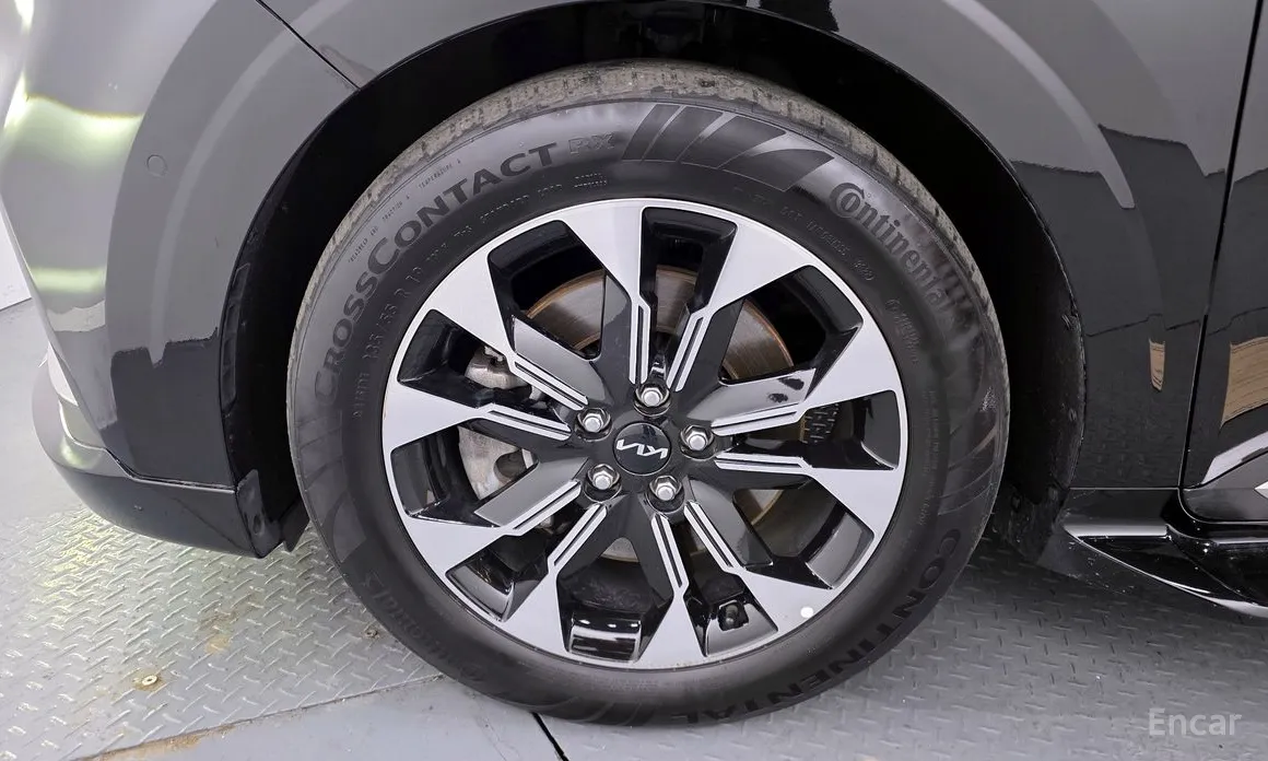 Фото 5 - Kia Carnival