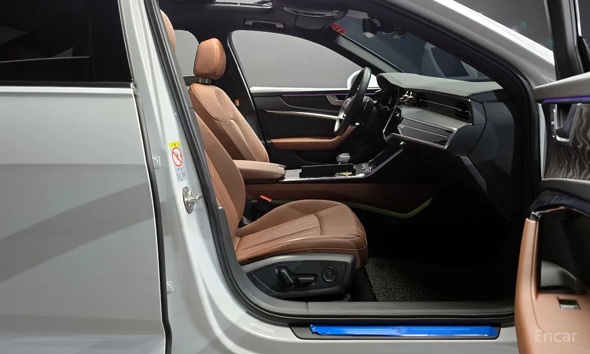 Фото 10 - Audi A6