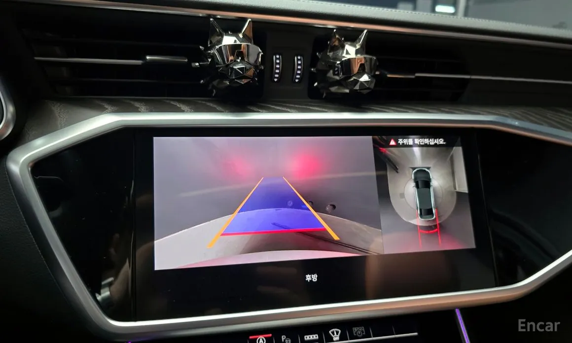 Фото 15 - Audi A6