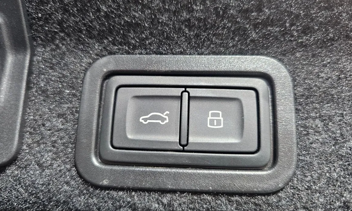 Фото 20 - Audi A6