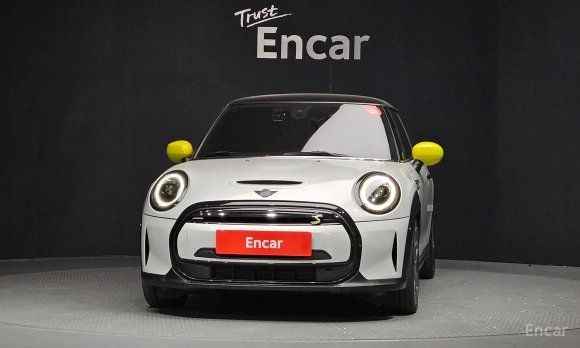 Фото 3 - Mini Cooper