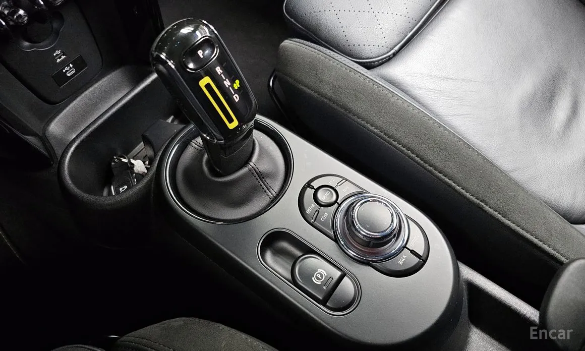 Фото 9 - Mini Cooper