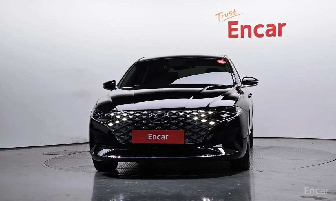 Photo 3 - Hyundai Grandeur