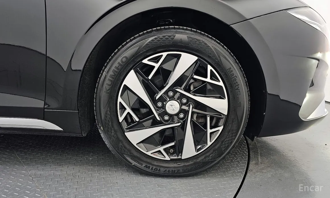 Photo 5 - Hyundai Grandeur