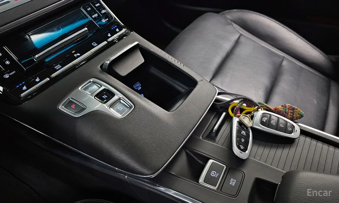 Photo 9 - Hyundai Grandeur