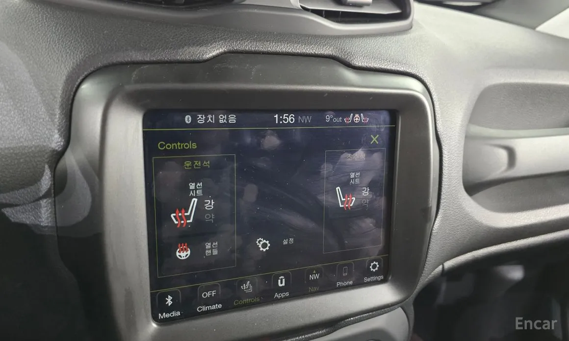 Фото 17 - Jeep Renegade