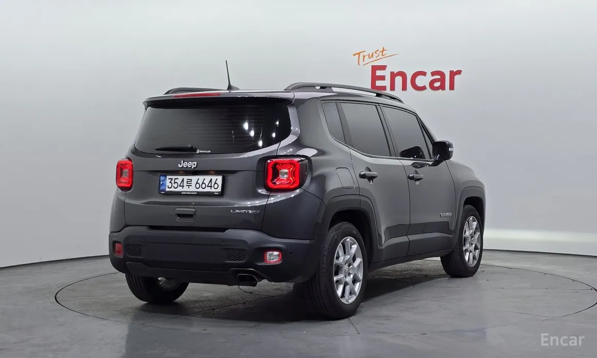 Фото 2 - Jeep Renegade