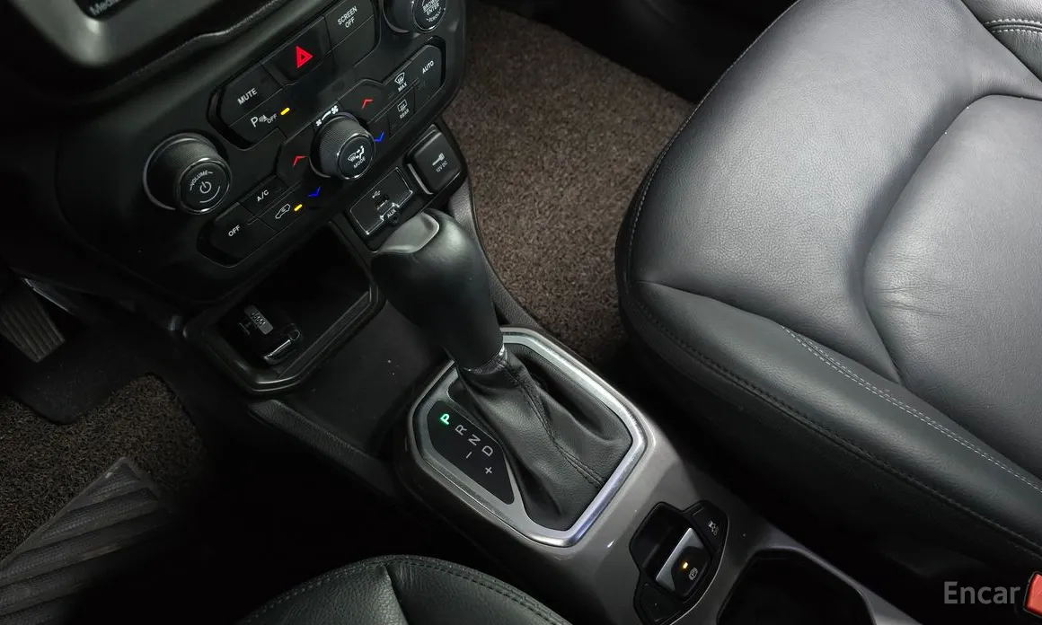 Фото 9 - Jeep Renegade