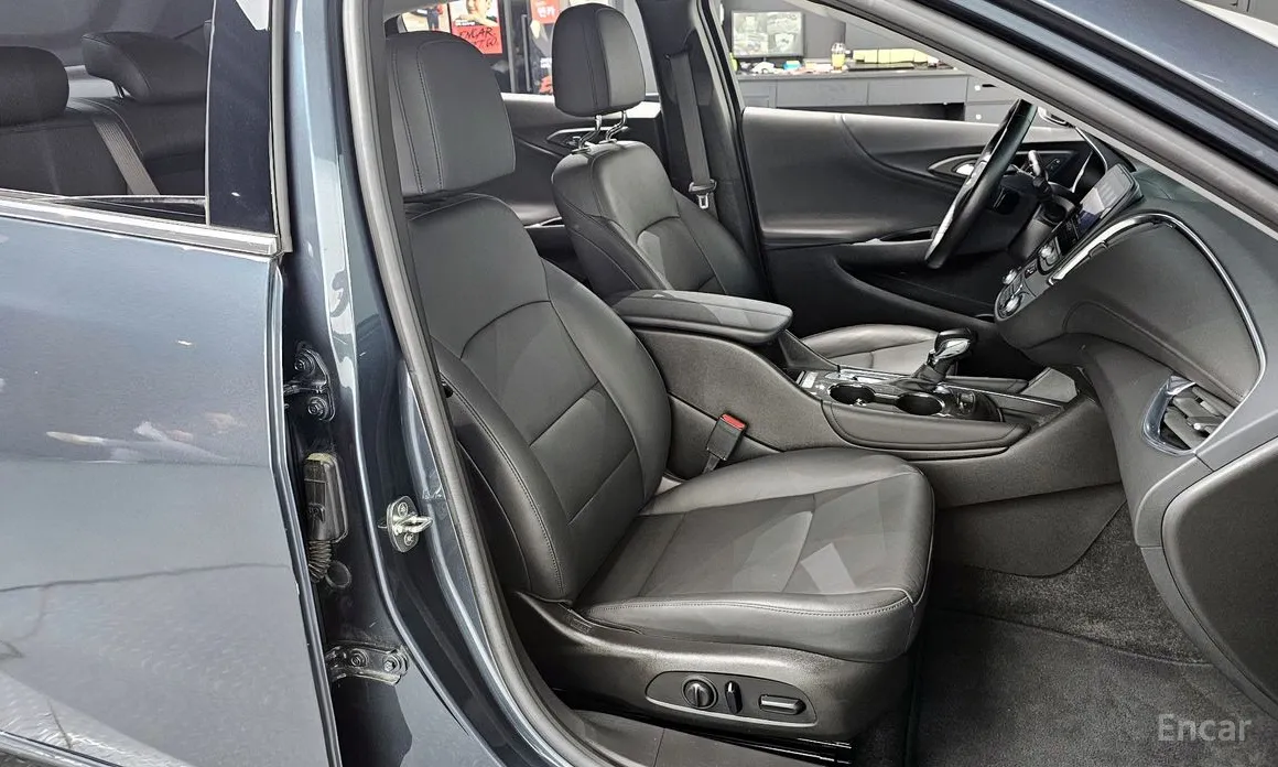 Фото 10 - Chevrolet Malibu