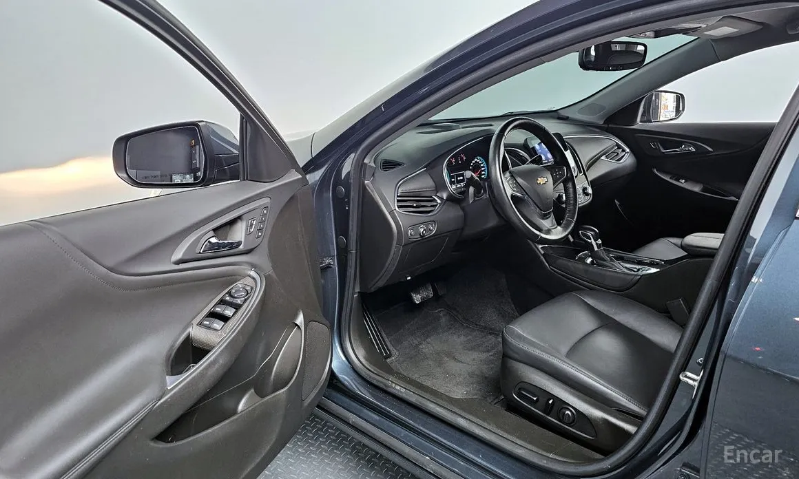 Фото 11 - Chevrolet Malibu