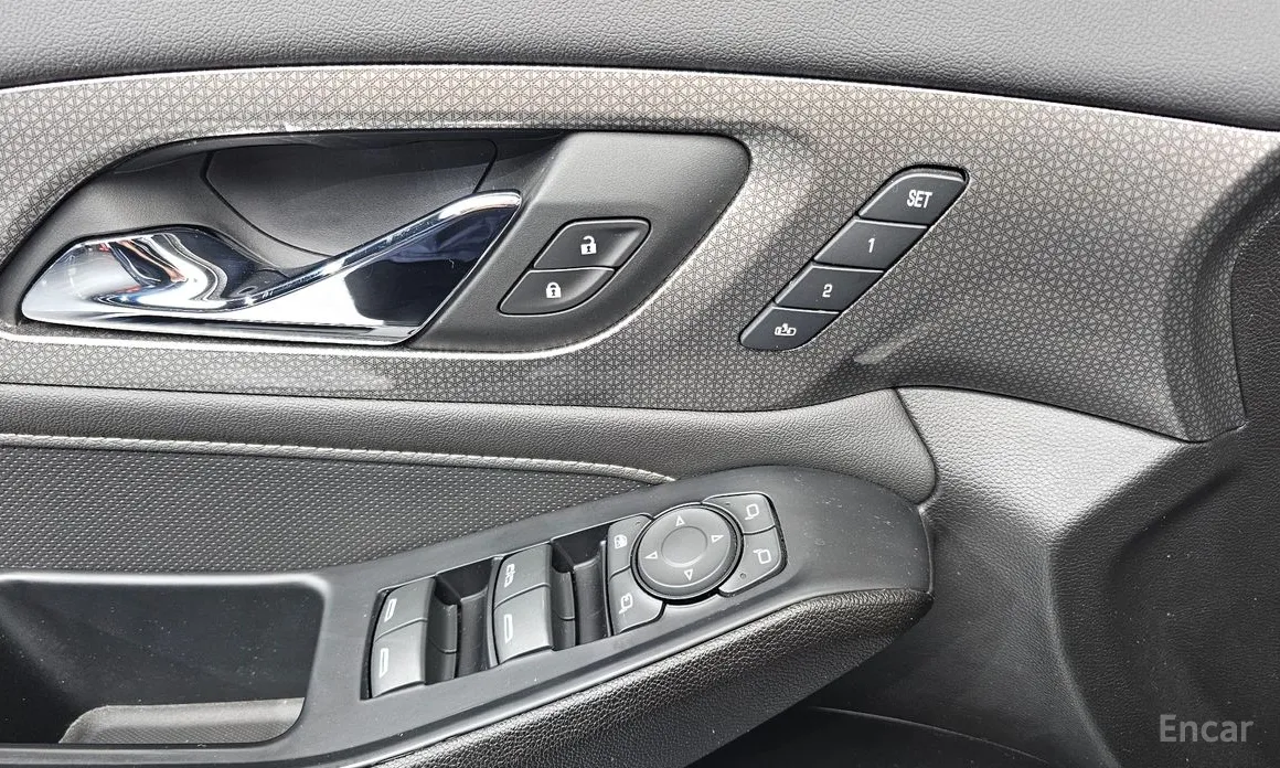 Фото 12 - Chevrolet Traverse