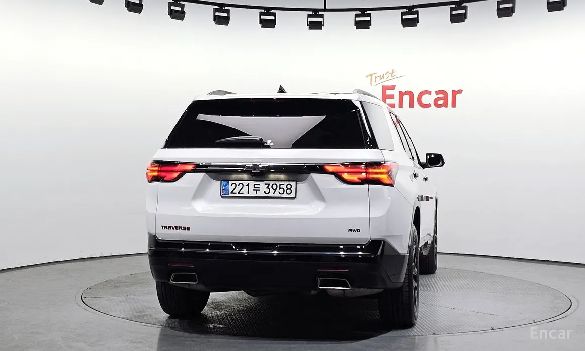 Фото 4 - Chevrolet Traverse