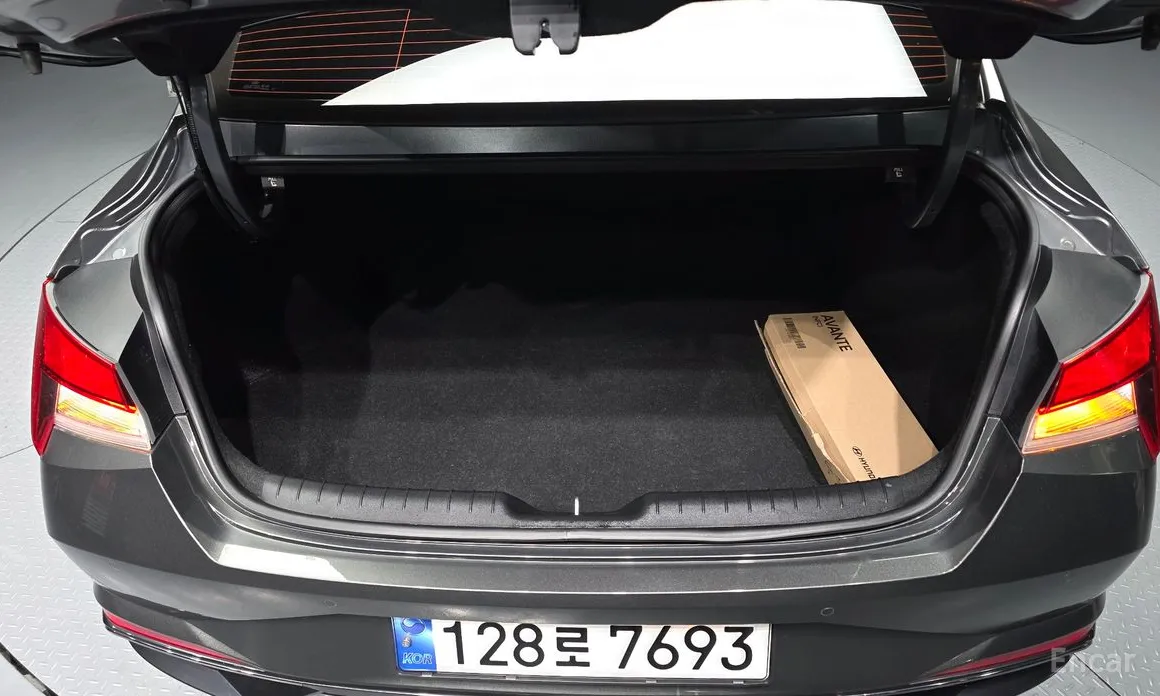 Фото 20 - Hyundai Avante