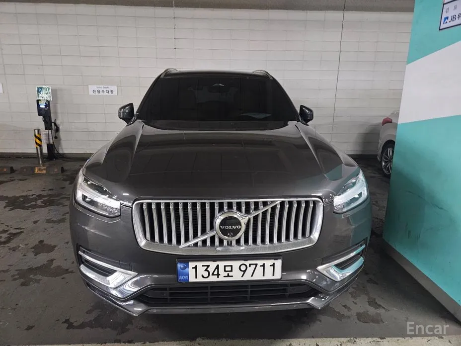 Фото 2 - Volvo XC90