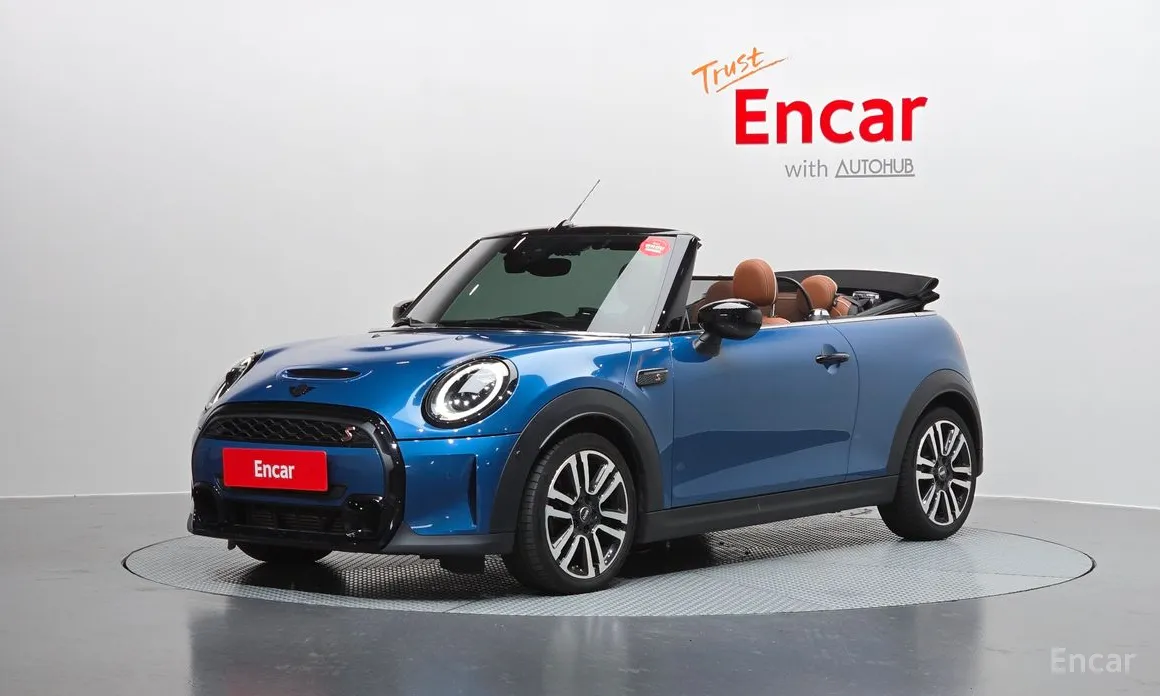 Фото 1 - Mini Cooper Convertible