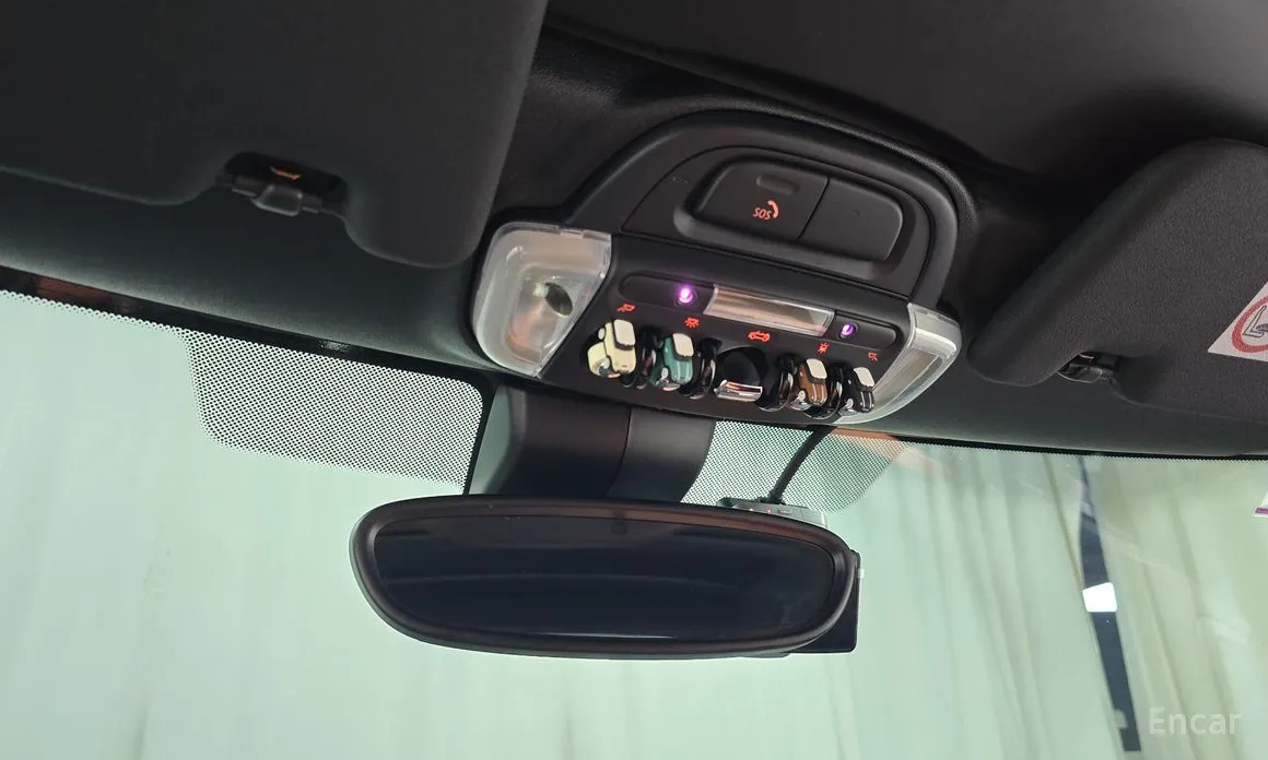 Фото 19 - Mini Cooper Convertible