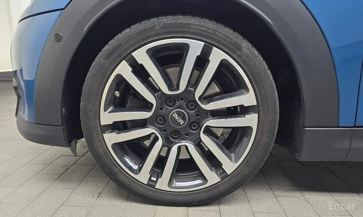 Фото 5 - Mini Cooper Convertible