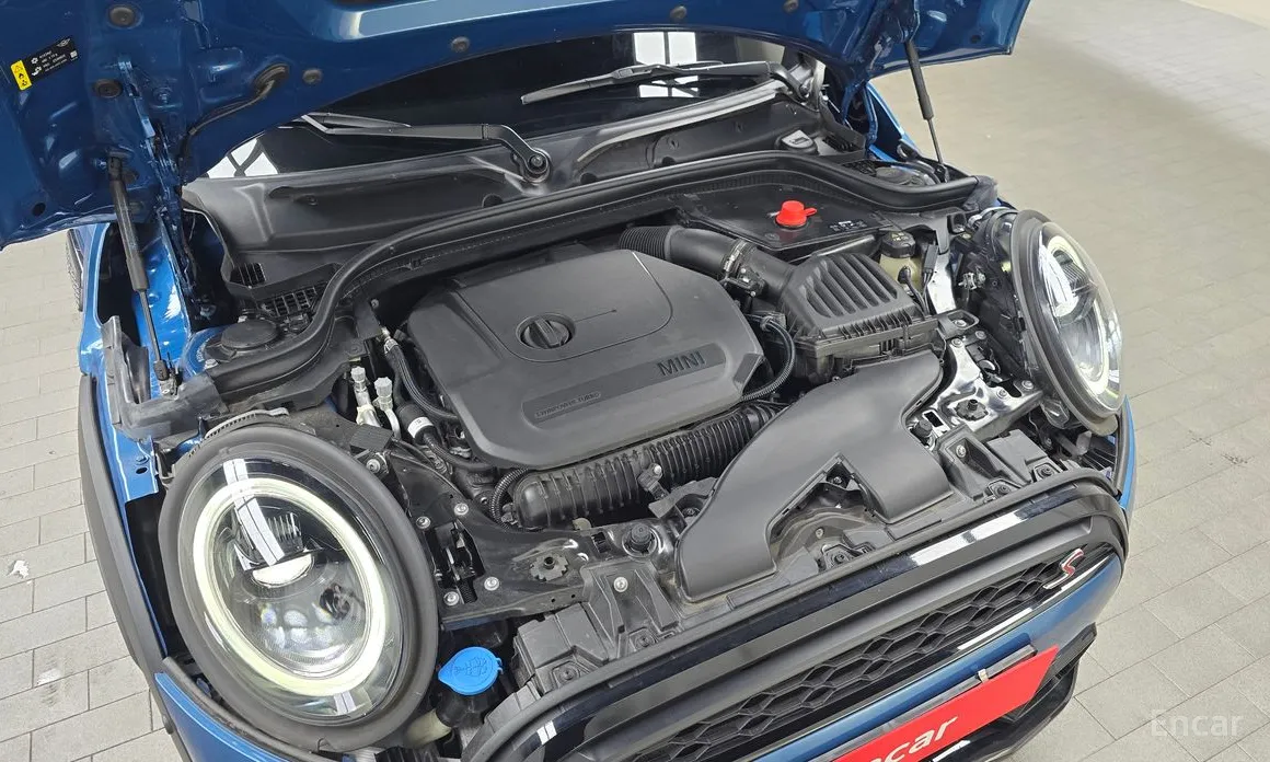 Фото 6 - Mini Cooper Convertible