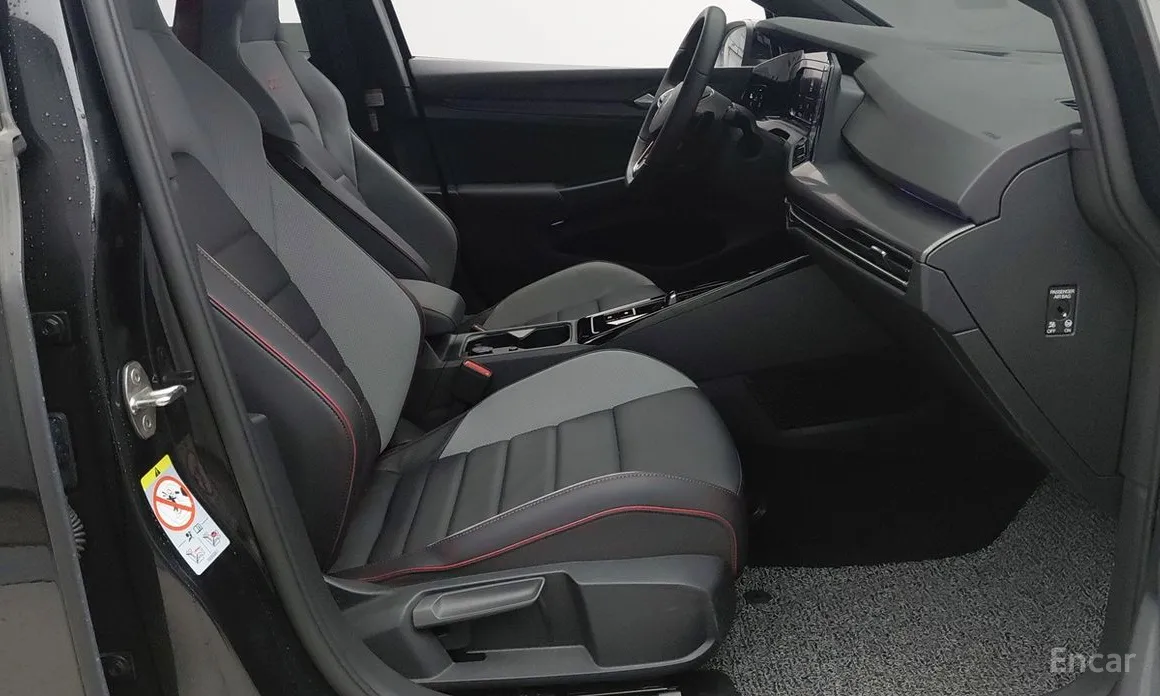 Фото 10 - Volkswagen Golf