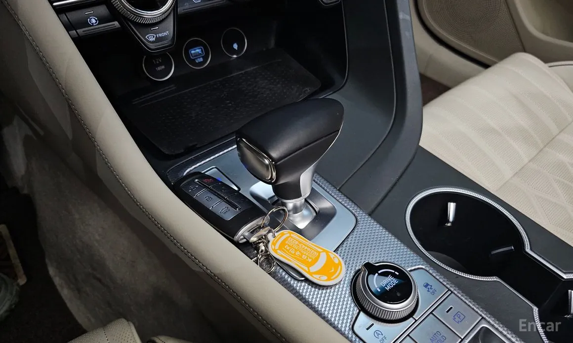Genesis G70 2020 Gasoline 2.0T 4WD