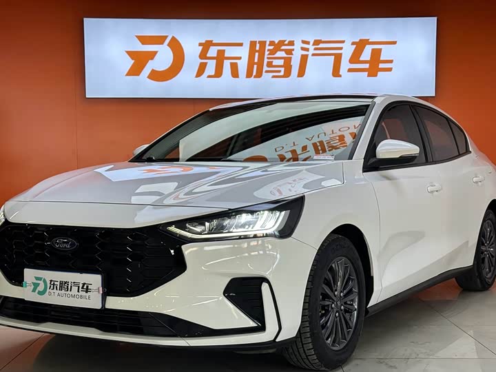 Фото 1 - Ford Focus