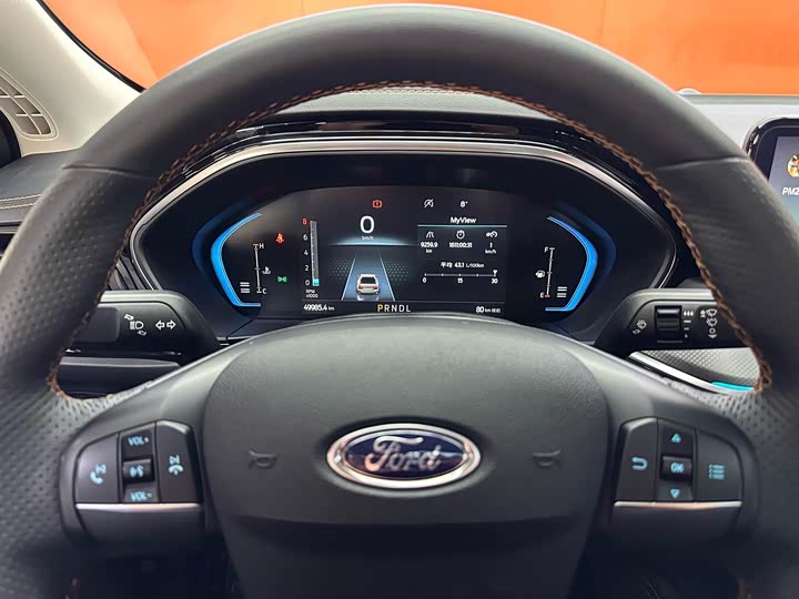 Фото 6 - Ford Focus