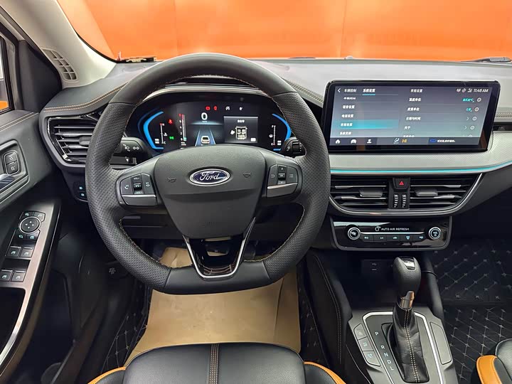 Фото 7 - Ford Focus