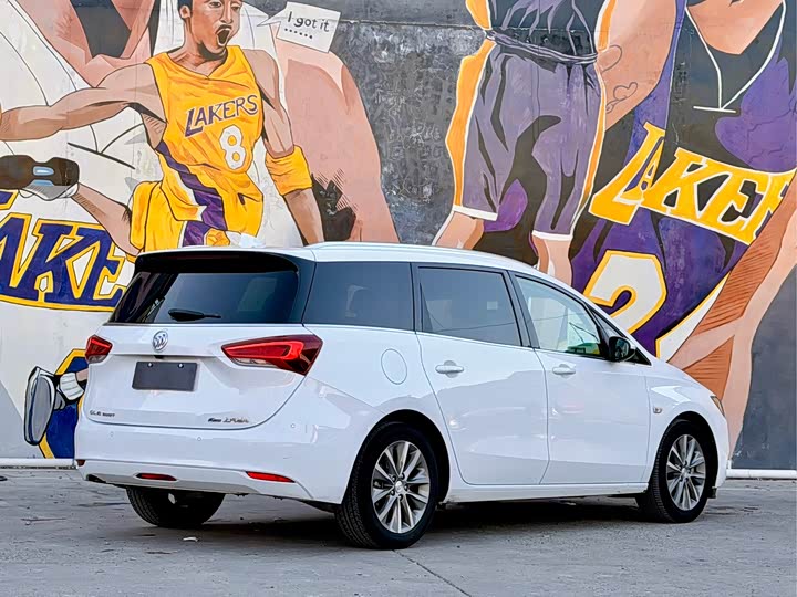 2021 Buick GL6