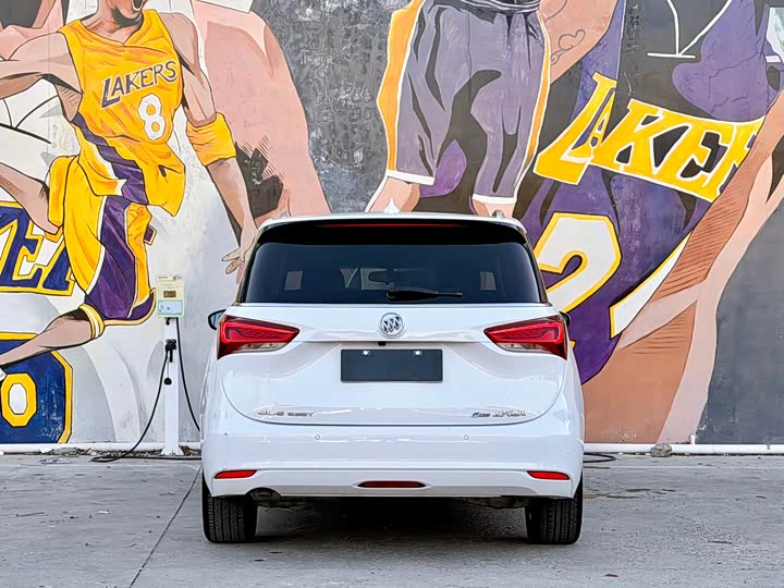 2021 Buick GL6