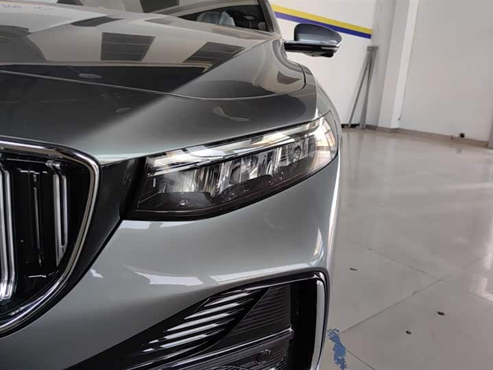 Фото 5 - Geely Preface