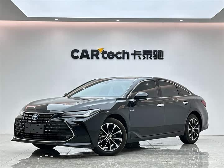 Photo 1 - Toyota Avalon