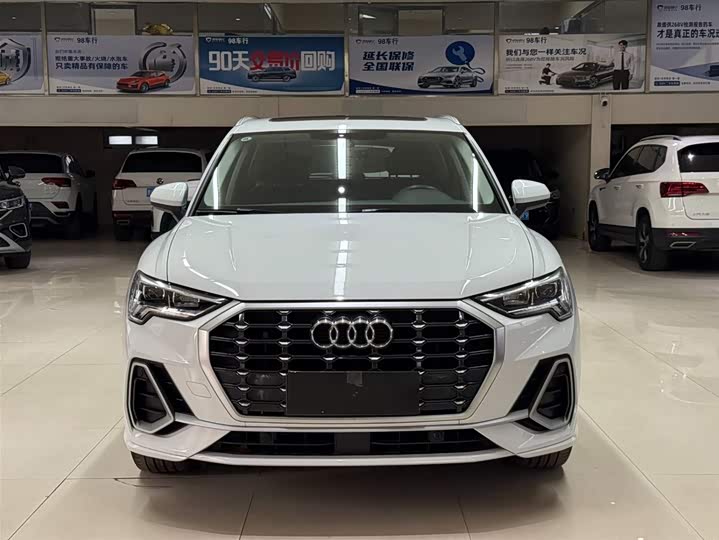 Фото 2 - Audi Q3